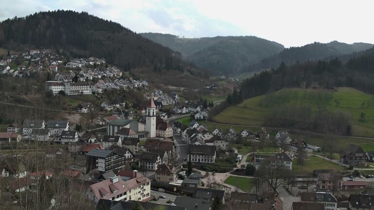 Dieses Bild zeigt eine Webcam-Aufnahme von Ottenhöfen, aufgenommen am Dienstag, den 10.03.2026 um 15:20 Uhr