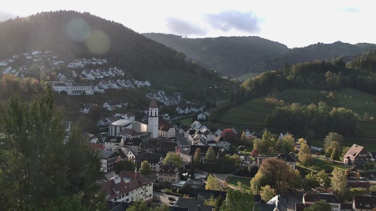 Dieses Bild zeigt eine Webcam-Aufnahme von Ottenhöfen, aufgenommen am Donnerstag, den 22.10.2026 um 09:50 Uhr