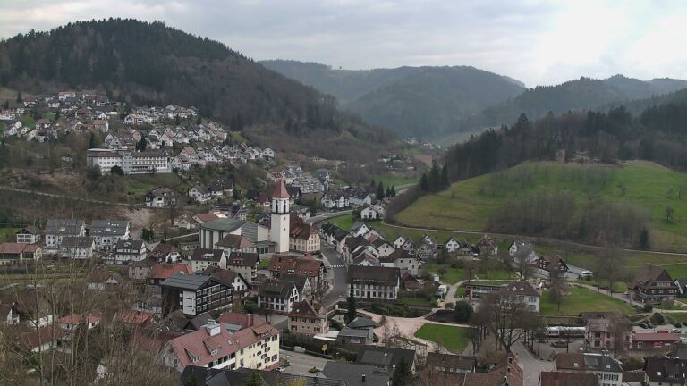 Dieses Bild zeigt eine Webcam-Aufnahme von Ottenhöfen, aufgenommen am Montag, den 23.03.2026 um 14:10 Uhr