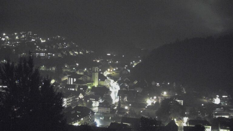 Dieses Bild zeigt eine Webcam-Aufnahme von Ottenhöfen, aufgenommen am Donnerstag, den 01.10.2026 um 20:30 Uhr