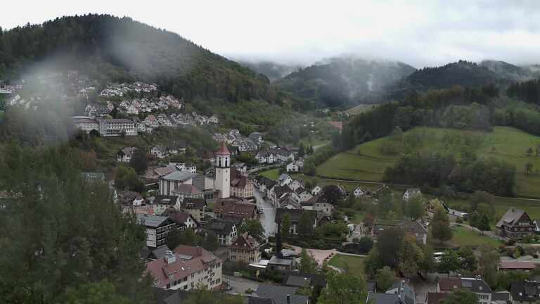 Dieses Bild zeigt eine Webcam-Aufnahme von Ottenhöfen, aufgenommen am Donnerstag, den 08.10.2026 um 15:30 Uhr