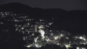 Dieses Bild zeigt eine Webcam-Aufnahme von Ottenhöfen, aufgenommen am Sonntag, den 12.07.2026 um 04:00 Uhr
