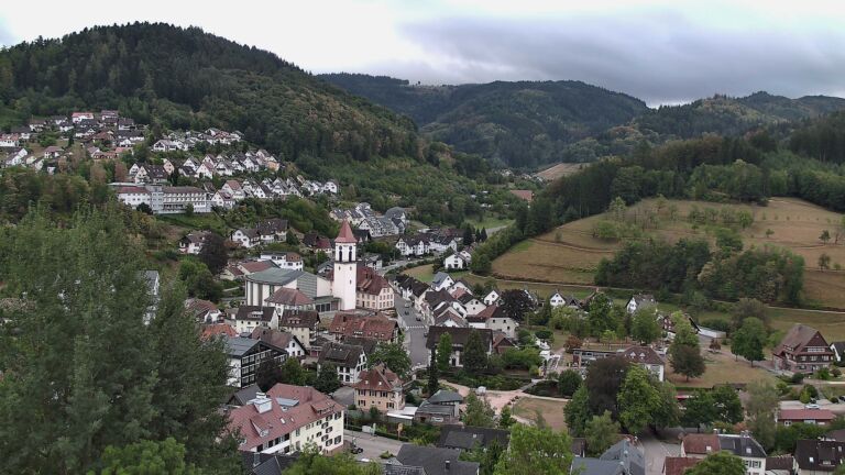 Dieses Bild zeigt eine Webcam-Aufnahme von Ottenhöfen, aufgenommen am Samstag, den 22.08.2026 um 08:50 Uhr