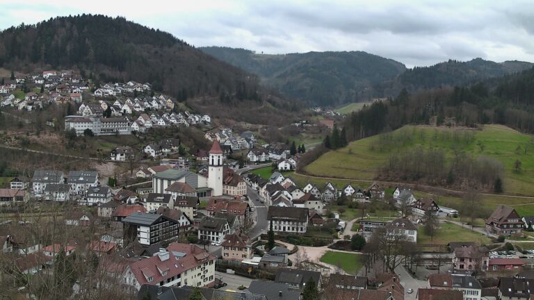 Dieses Bild zeigt eine Webcam-Aufnahme von Ottenhöfen, aufgenommen am Samstag, den 28.02.2026 um 12:50 Uhr