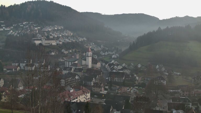 Dieses Bild zeigt eine Webcam-Aufnahme von Ottenhöfen, aufgenommen am Freitag, den 12.12.2025 um 16:20 Uhr