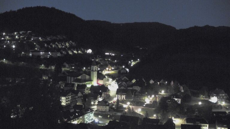 Dieses Bild zeigt eine Webcam-Aufnahme von Ottenhöfen, aufgenommen am Donnerstag, den 30.04.2026 um 05:00 Uhr