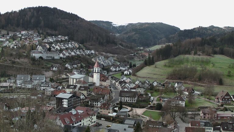 Dieses Bild zeigt eine Webcam-Aufnahme von Ottenhöfen, aufgenommen am Samstag, den 28.03.2026 um 06:50 Uhr