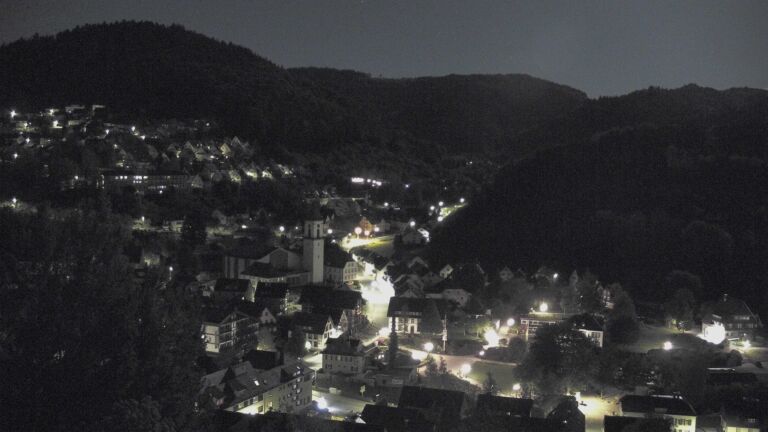 Dieses Bild zeigt eine Webcam-Aufnahme von Ottenhöfen, aufgenommen am Samstag, den 02.05.2026 um 02:00 Uhr