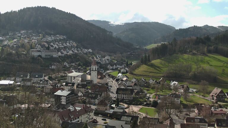 Dieses Bild zeigt eine Webcam-Aufnahme von Ottenhöfen, aufgenommen am Freitag, den 27.03.2026 um 10:00 Uhr