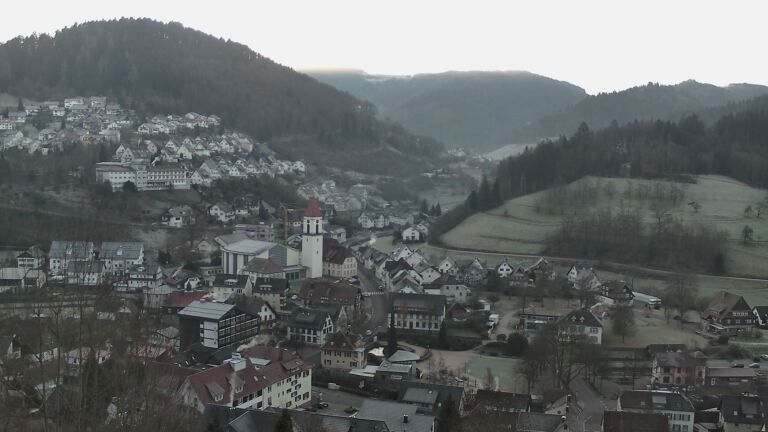 Dieses Bild zeigt eine Webcam-Aufnahme von Ottenhöfen, aufgenommen am Freitag, den 26.12.2025 um 09:00 Uhr