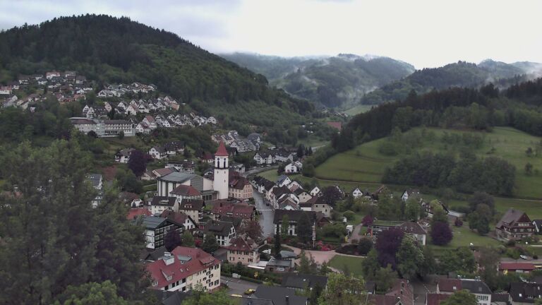 Dieses Bild zeigt eine Webcam-Aufnahme von Ottenhöfen, aufgenommen am Montag, den 11.05.2026 um 20:50 Uhr