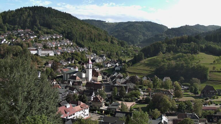 Dieses Bild zeigt eine Webcam-Aufnahme von Ottenhöfen, aufgenommen am Mittwoch, den 16.09.2026 um 16:20 Uhr