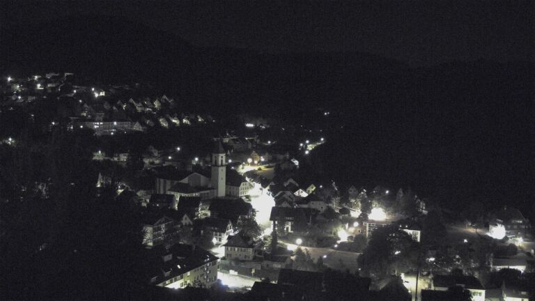 Dieses Bild zeigt eine Webcam-Aufnahme von Ottenhöfen, aufgenommen am Freitag, den 24.07.2026 um 01:30 Uhr