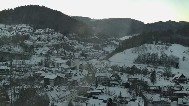 Dieses Bild zeigt eine Webcam-Aufnahme von Ottenhöfen, aufgenommen am Mittwoch, den 07.01.2026 um 08:40 Uhr