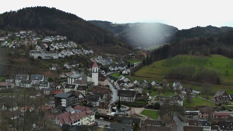 Dieses Bild zeigt eine Webcam-Aufnahme von Ottenhöfen, aufgenommen am Mittwoch, den 25.03.2026 um 16:10 Uhr