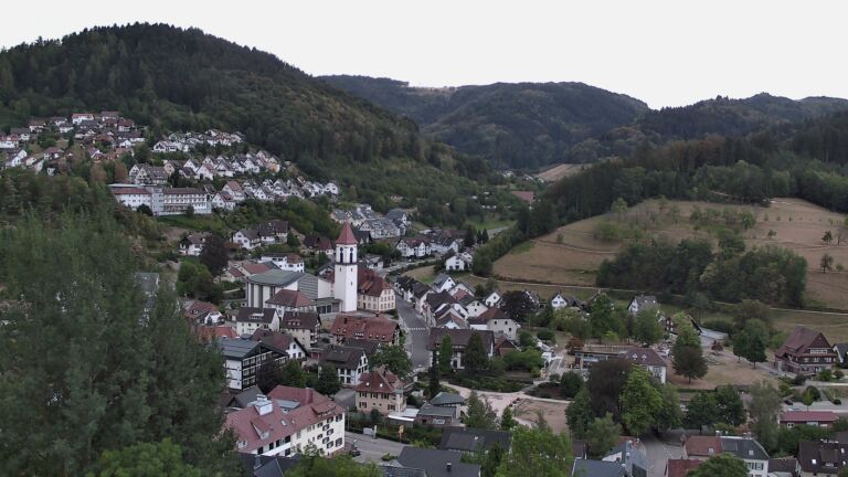Dieses Bild zeigt eine Webcam-Aufnahme von Ottenhöfen, aufgenommen am Donnerstag, den 20.08.2026 um 07:00 Uhr