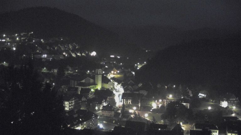 Dieses Bild zeigt eine Webcam-Aufnahme von Ottenhöfen, aufgenommen am Donnerstag, den 07.05.2026 um 05:00 Uhr