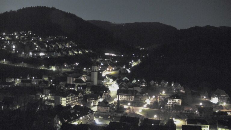 Dieses Bild zeigt eine Webcam-Aufnahme von Ottenhöfen, aufgenommen am Donnerstag, den 02.04.2026 um 23:00 Uhr