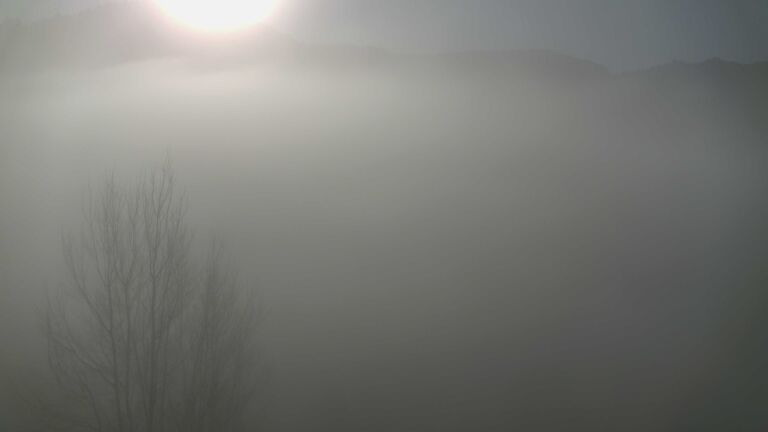 Dieses Bild zeigt eine Webcam-Aufnahme von Ottenhöfen, aufgenommen am Montag, den 15.12.2025 um 10:10 Uhr