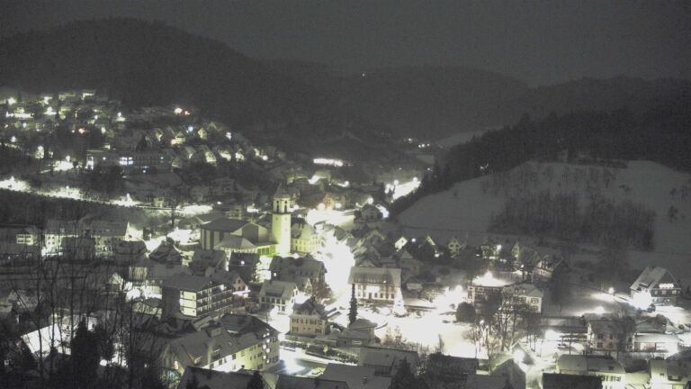 Dieses Bild zeigt eine Webcam-Aufnahme von Ottenhöfen, aufgenommen am Dienstag, den 06.01.2026 um 05:50 Uhr