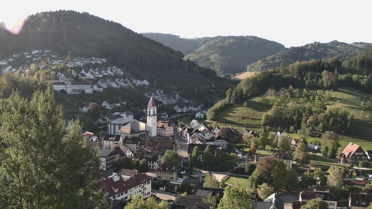 Dieses Bild zeigt eine Webcam-Aufnahme von Ottenhöfen, aufgenommen am Samstag, den 19.09.2026 um 09:00 Uhr