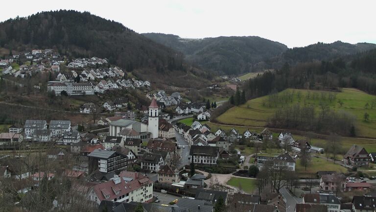 Dieses Bild zeigt eine Webcam-Aufnahme von Ottenhöfen, aufgenommen am Montag, den 16.02.2026 um 11:00 Uhr