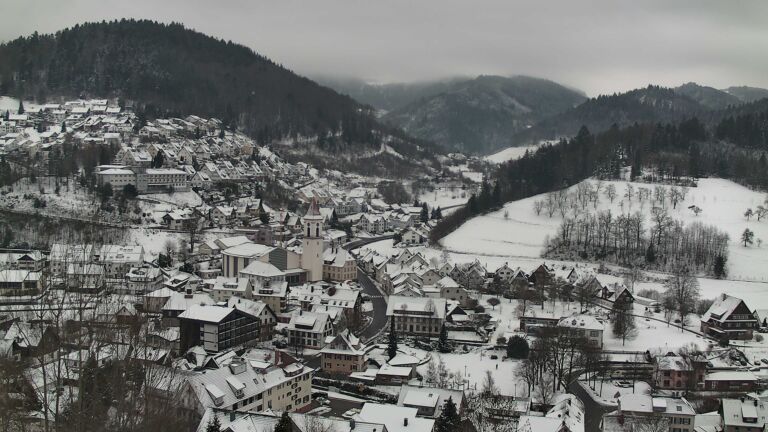 Dieses Bild zeigt eine Webcam-Aufnahme von Ottenhöfen, aufgenommen am Dienstag, den 06.01.2026 um 15:40 Uhr