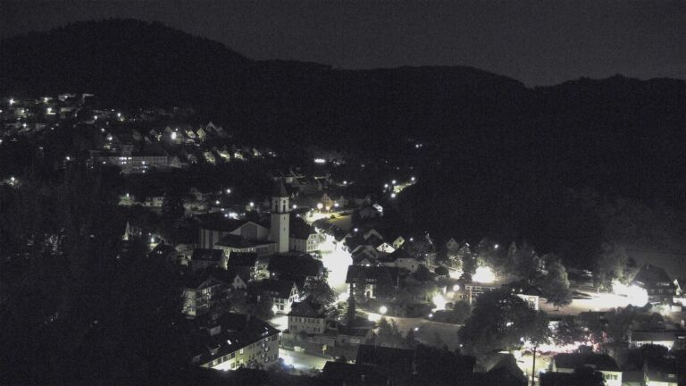 Dieses Bild zeigt eine Webcam-Aufnahme von Ottenhöfen, aufgenommen am Samstag, den 25.07.2026 um 00:30 Uhr