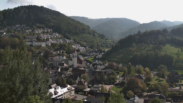 Dieses Bild zeigt eine Webcam-Aufnahme von Ottenhöfen, aufgenommen am Montag, den 19.10.2026 um 14:30 Uhr