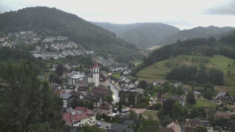 Dieses Bild zeigt eine Webcam-Aufnahme von Ottenhöfen, aufgenommen am Montag, den 29.06.2026 um 05:30 Uhr
