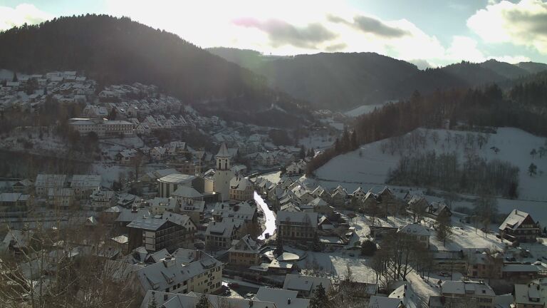 Dieses Bild zeigt eine Webcam-Aufnahme von Ottenhöfen, aufgenommen am Samstag, den 03.01.2026 um 11:00 Uhr