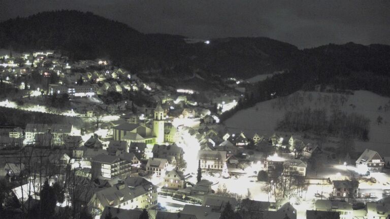 Dieses Bild zeigt eine Webcam-Aufnahme von Ottenhöfen, aufgenommen am Donnerstag, den 08.01.2026 um 06:00 Uhr