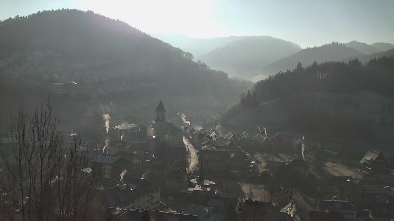 Dieses Bild zeigt eine Webcam-Aufnahme von Ottenhöfen, aufgenommen am Samstag, den 27.12.2025 um 10:50 Uhr