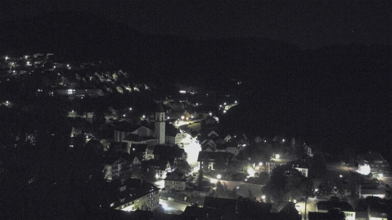 Dieses Bild zeigt eine Webcam-Aufnahme von Ottenhöfen, aufgenommen am Donnerstag, den 09.07.2026 um 01:00 Uhr