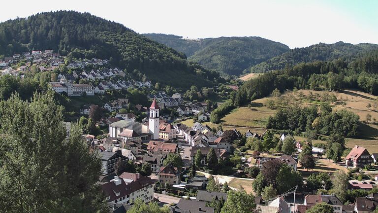 Dieses Bild zeigt eine Webcam-Aufnahme von Ottenhöfen, aufgenommen am Mittwoch, den 22.07.2026 um 09:20 Uhr