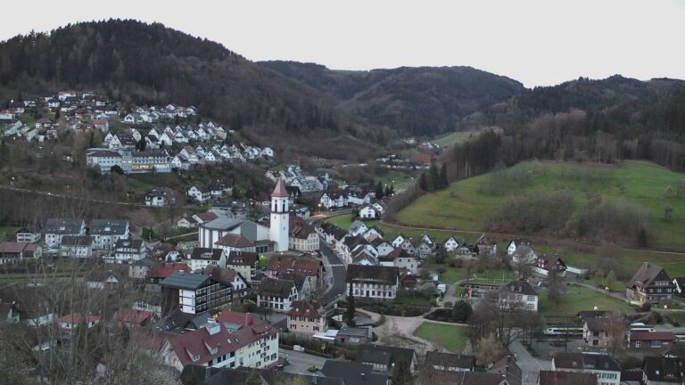 Dieses Bild zeigt eine Webcam-Aufnahme von Ottenhöfen, aufgenommen am Sonntag, den 05.04.2026 um 06:40 Uhr