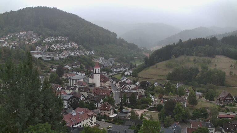 Dieses Bild zeigt eine Webcam-Aufnahme von Ottenhöfen, aufgenommen am Sonntag, den 30.08.2026 um 09:10 Uhr