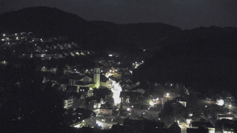 Dieses Bild zeigt eine Webcam-Aufnahme von Ottenhöfen, aufgenommen am Freitag, den 28.08.2026 um 05:40 Uhr