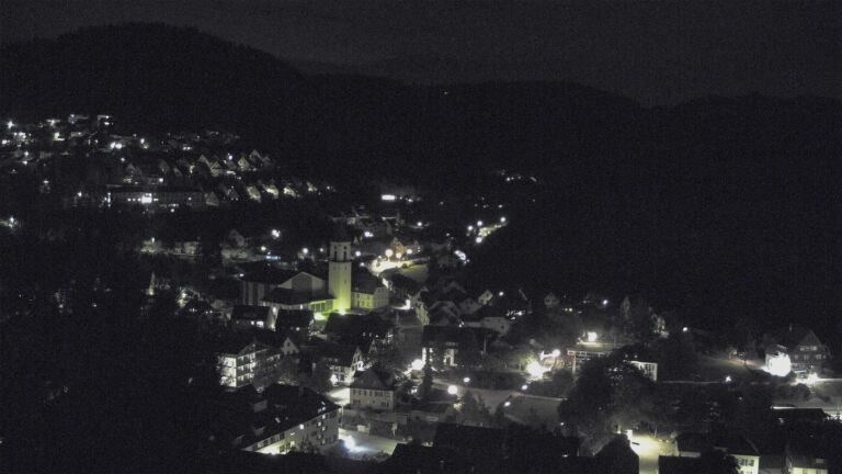 Dieses Bild zeigt eine Webcam-Aufnahme von Ottenhöfen, aufgenommen am Samstag, den 12.09.2026 um 22:30 Uhr