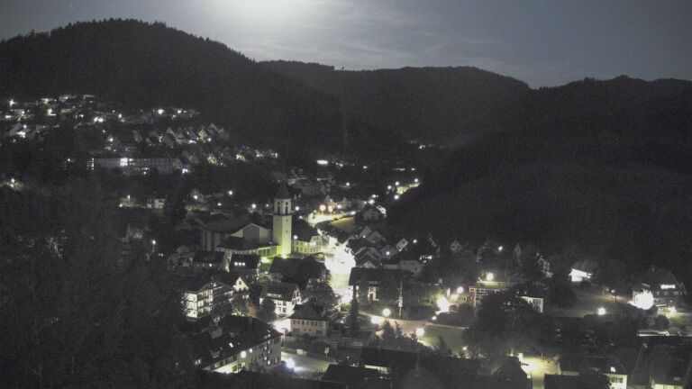 Dieses Bild zeigt eine Webcam-Aufnahme von Ottenhöfen, aufgenommen am Freitag, den 29.05.2026 um 22:30 Uhr