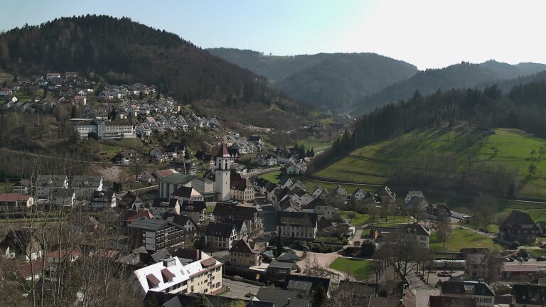 Dieses Bild zeigt eine Webcam-Aufnahme von Ottenhöfen, aufgenommen am Mittwoch, den 18.03.2026 um 14:20 Uhr