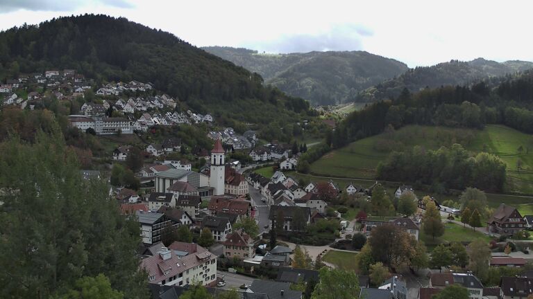 Dieses Bild zeigt eine Webcam-Aufnahme von Ottenhöfen, aufgenommen am Samstag, den 24.10.2026 um 12:50 Uhr