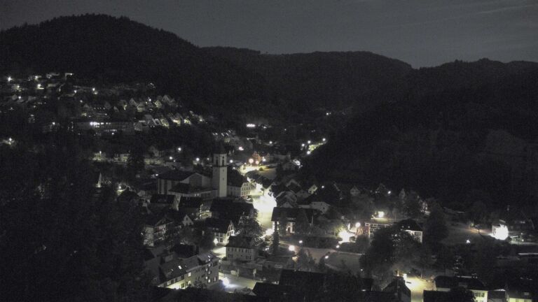 Dieses Bild zeigt eine Webcam-Aufnahme von Ottenhöfen, aufgenommen am Freitag, den 25.09.2026 um 00:30 Uhr