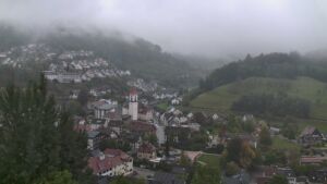 Dieses Bild zeigt eine Webcam-Aufnahme von Ottenhöfen, aufgenommen am Samstag, den 17.10.2026 um 08:40 Uhr