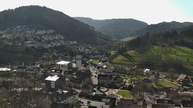 Dieses Bild zeigt eine Webcam-Aufnahme von Ottenhöfen, aufgenommen am Mittwoch, den 18.03.2026 um 10:30 Uhr