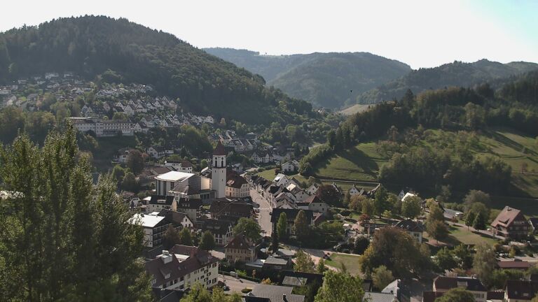Dieses Bild zeigt eine Webcam-Aufnahme von Ottenhöfen, aufgenommen am Montag, den 28.09.2026 um 11:00 Uhr