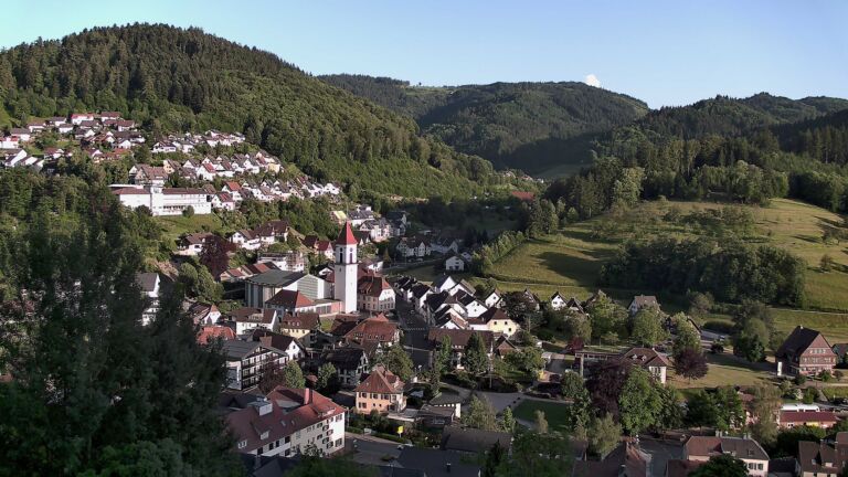 Dieses Bild zeigt eine Webcam-Aufnahme von Ottenhöfen, aufgenommen am Donnerstag, den 28.05.2026 um 19:50 Uhr