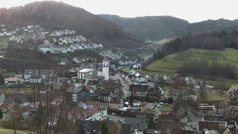 Dieses Bild zeigt eine Webcam-Aufnahme von Ottenhöfen, aufgenommen am Freitag, den 12.12.2025 um 08:40 Uhr