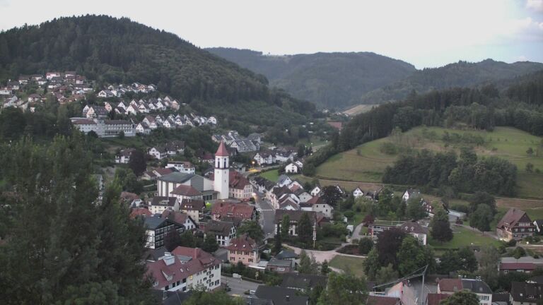 Dieses Bild zeigt eine Webcam-Aufnahme von Ottenhöfen, aufgenommen am Donnerstag, den 02.07.2026 um 05:00 Uhr