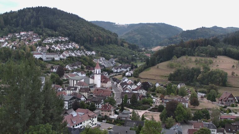 Dieses Bild zeigt eine Webcam-Aufnahme von Ottenhöfen, aufgenommen am Sonntag, den 16.08.2026 um 06:40 Uhr